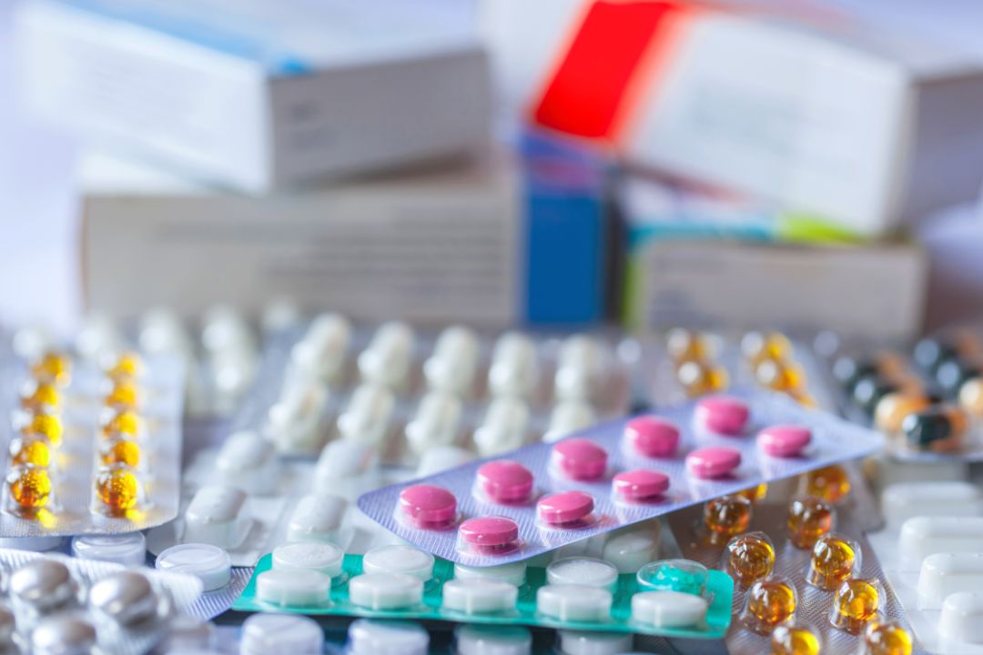Automedicação: como essa prática pode afetar sua saúde ocular