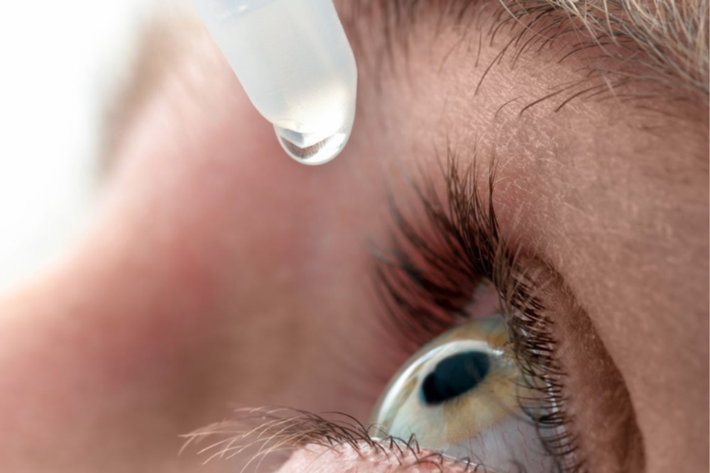 Oftalmologistas acalmam brasileiros quanto a risco de infecções nos olhos e orientam sobre uso corre